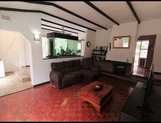 3 BEDROOM HOUSE SOLD IN MOSELEY PARK